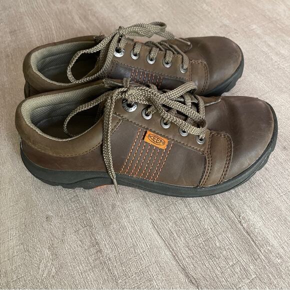 Keen Boys/Youth Austin Il Lace Up Shoe Sneaker Brown Style 1011775 Size 3 - Picture 1 of 6